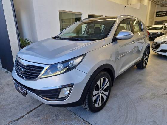 KIA SPORTAGE 2.0 LX 4X2 16V FLEX 4P AUTOMÁTICO KIA SPORTAGE 2.0 LX 4X2 16V FLEX 4P AUTOMÁTICO